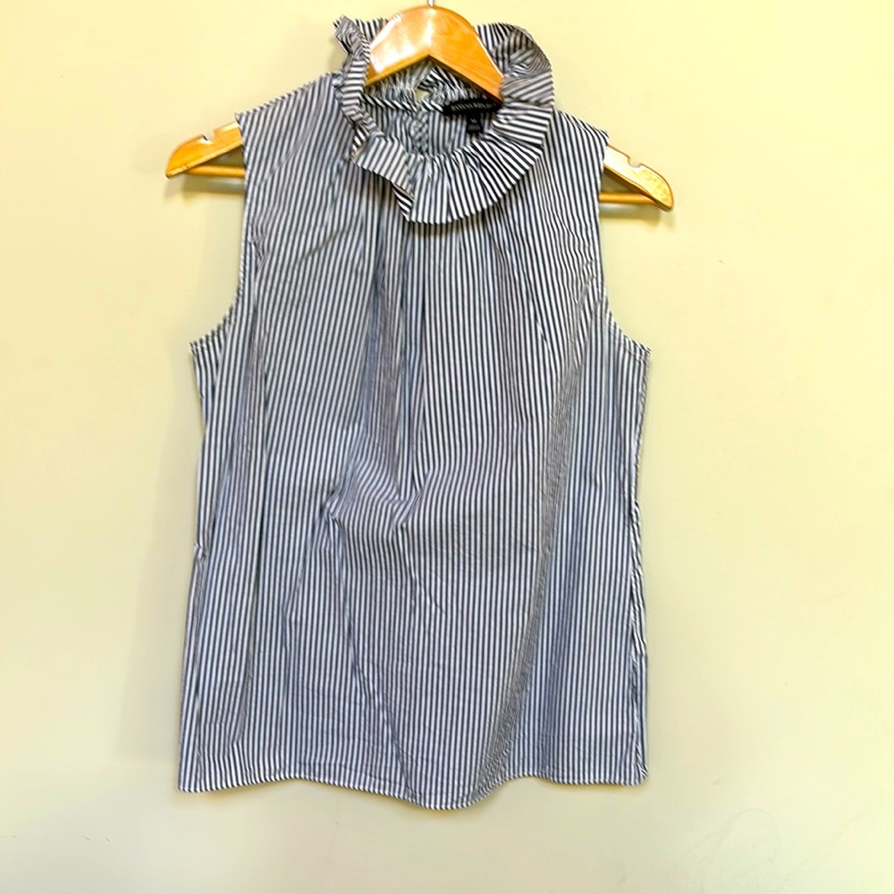 Striped sleeveless mock turtleneck blouse size M from Banana Republic